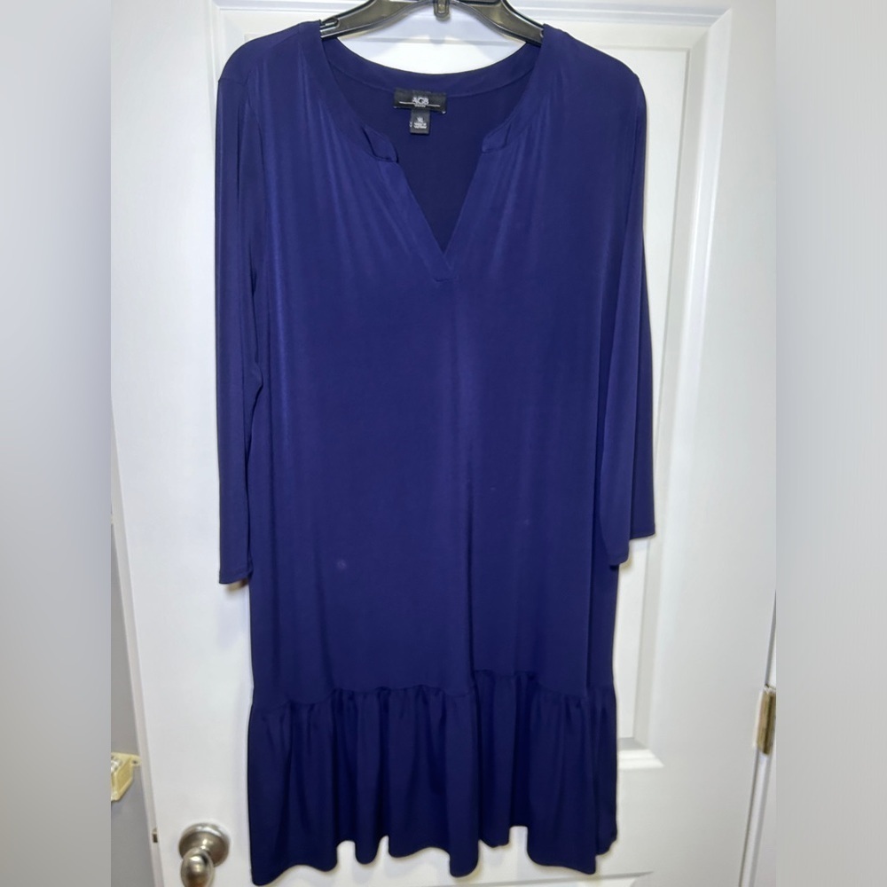 AGB women’s dress with 3/4 sleeves and drop waist